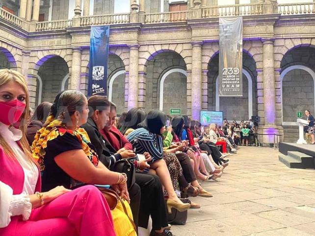 Asiste Urbina a Foro de Alcaldesas Iberoamericanas