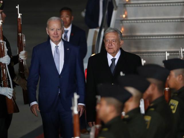 Joe Biden llega a México; aterriza en el AIFA, es recibido por Andrés Manuel