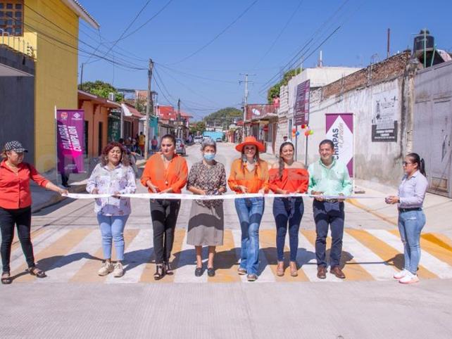 Inaugura Rosy Urbina obras mayores a los 11.9 mdp